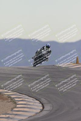 media/Sep-21-2025-Race Pace (Sun) [[98bf33ef95]]/Non Verified/1-Turns 9 and 10 (8am)/